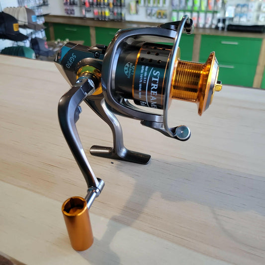 Streamside Golden Falcon Spining Reel.