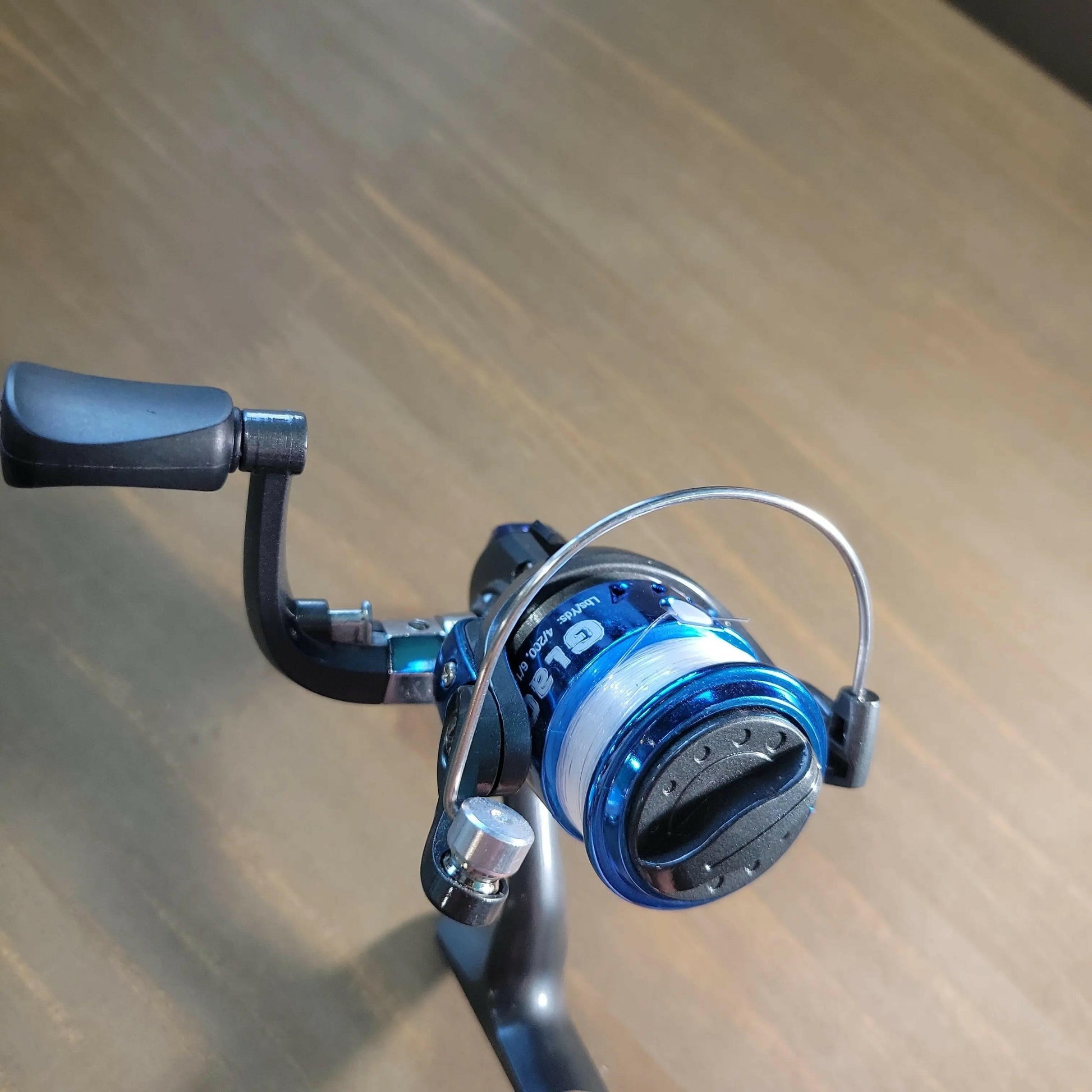 Emery Glacier Ice Fishing Spinning Reel Pre-Spooled 65yards 6lb Line.