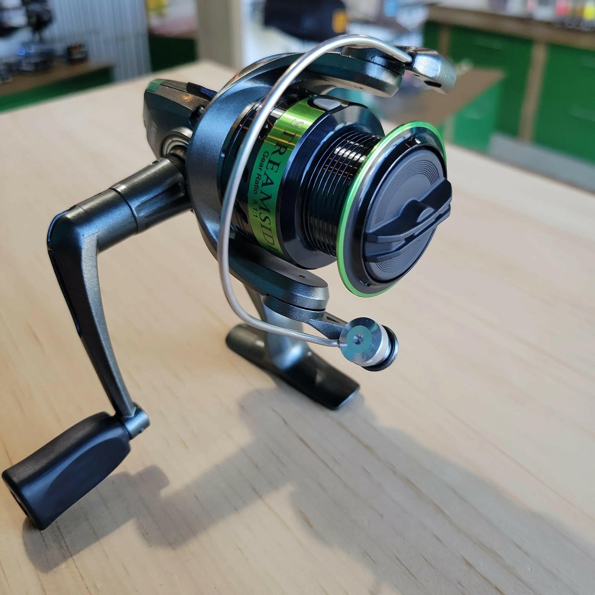 Streamside Predator Echo Spinning Reel 5+1 BB ER2000.